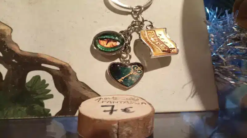 Fantassia attraction park key ring